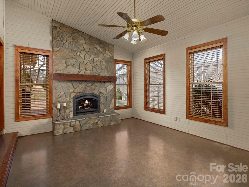 609 Fork Road Black Mountain, NC 28711