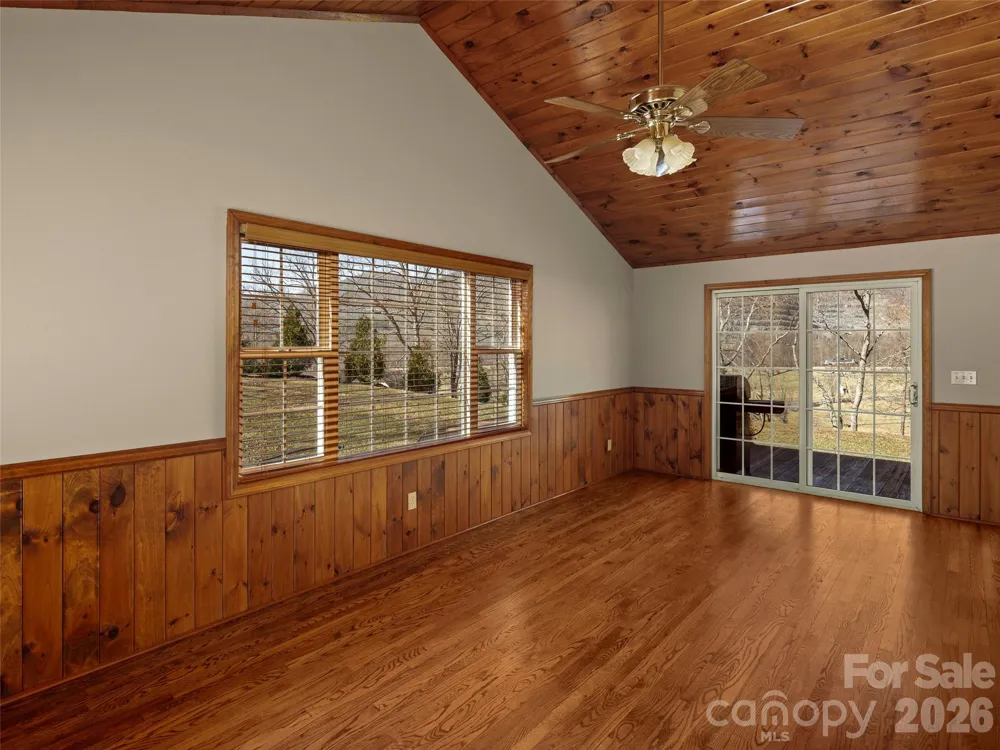 609 Fork Road Black Mountain, NC 28711