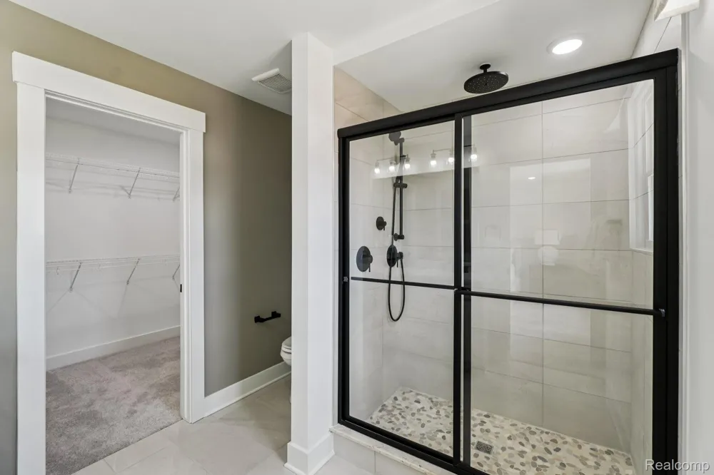 222 Lantana Drive Brighton City, MI 48116