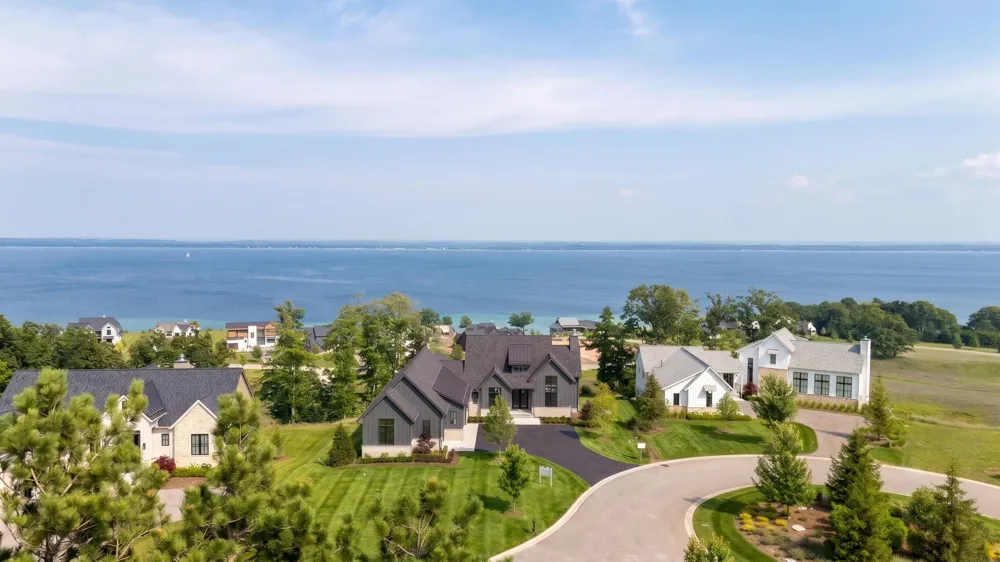 15985 Waters Edge Peninsula Township, MI 49686