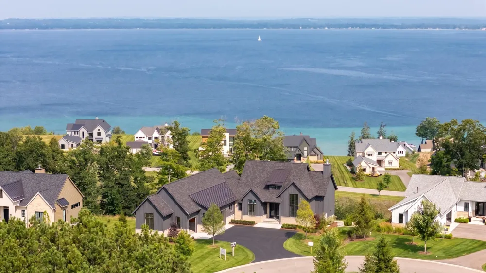 15985 Waters Edge Peninsula Township, MI 49686
