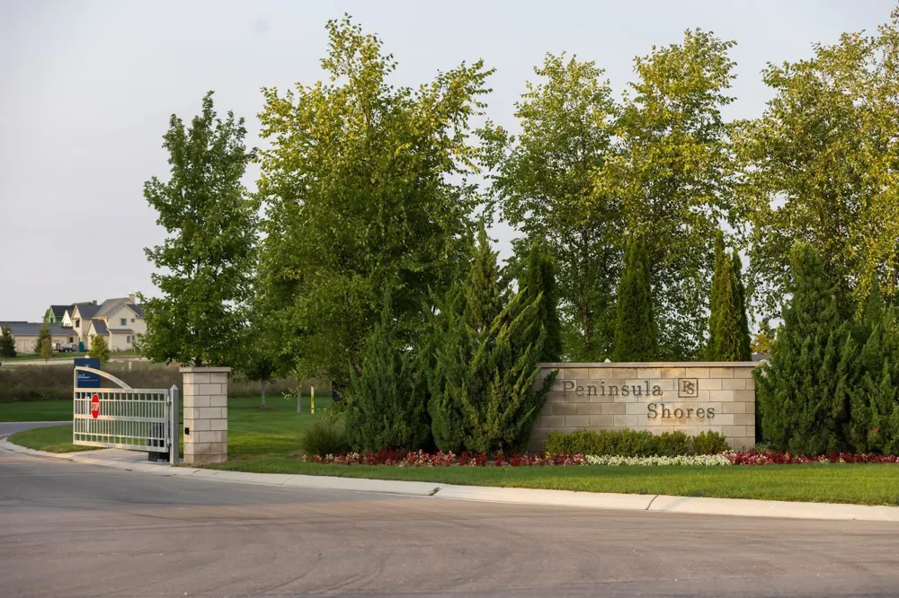 15985 Waters Edge Peninsula Township, MI 49686