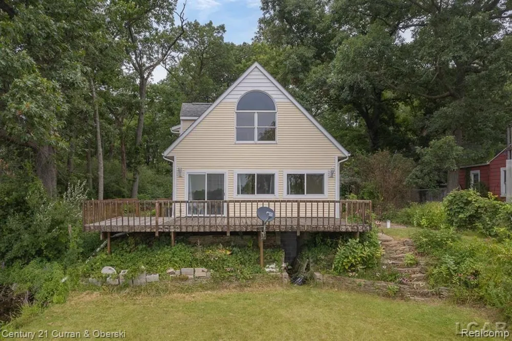 117 STUDER DRIVE Leoni Township, MI 49240