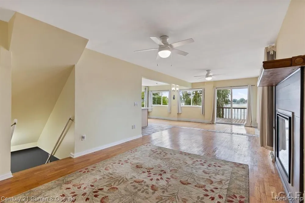 117 STUDER DRIVE Leoni Township, MI 49240