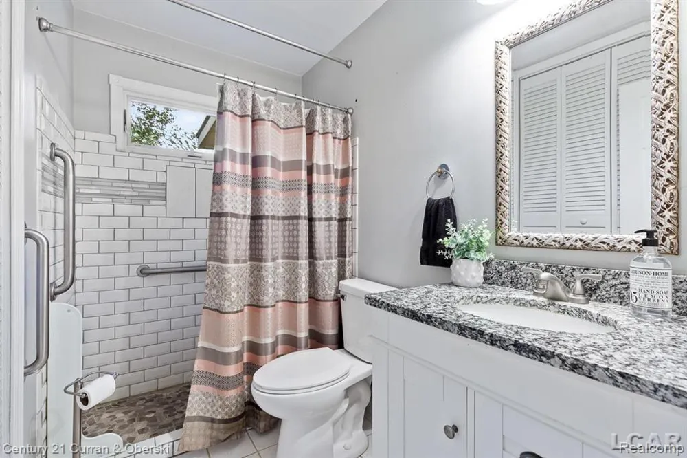 117 STUDER DRIVE Leoni Township, MI 49240