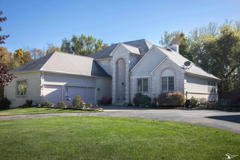 52881 Rico Court Lyon Charter Township, MI 48393