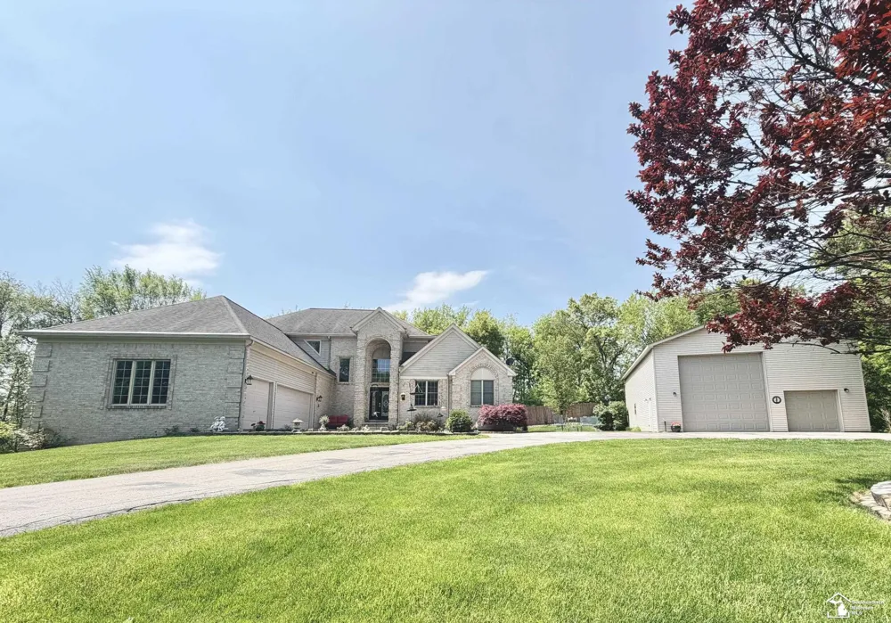 52881 Rico Court Lyon Charter Township, MI 48393