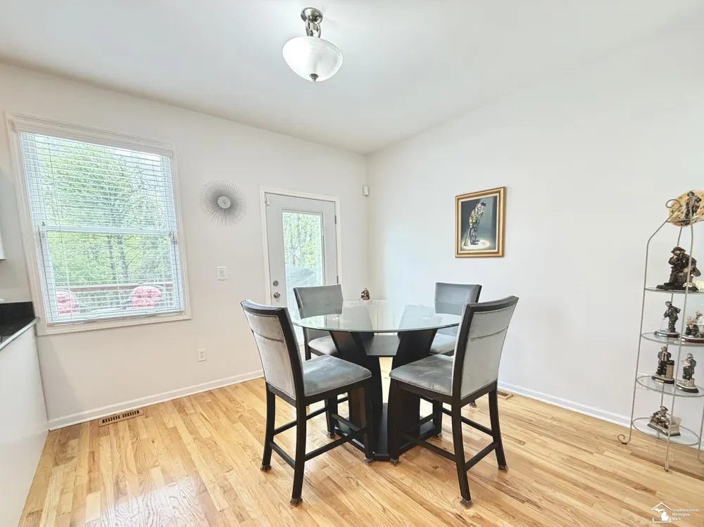 52881 Rico Court Lyon Charter Township, MI 48393