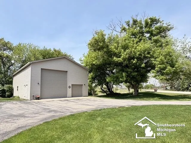 52881 Rico Court Lyon Charter Township, MI 48393