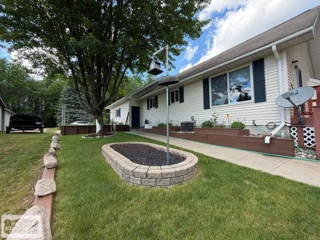 6651 Tamarack Freeman Township, MI 48632