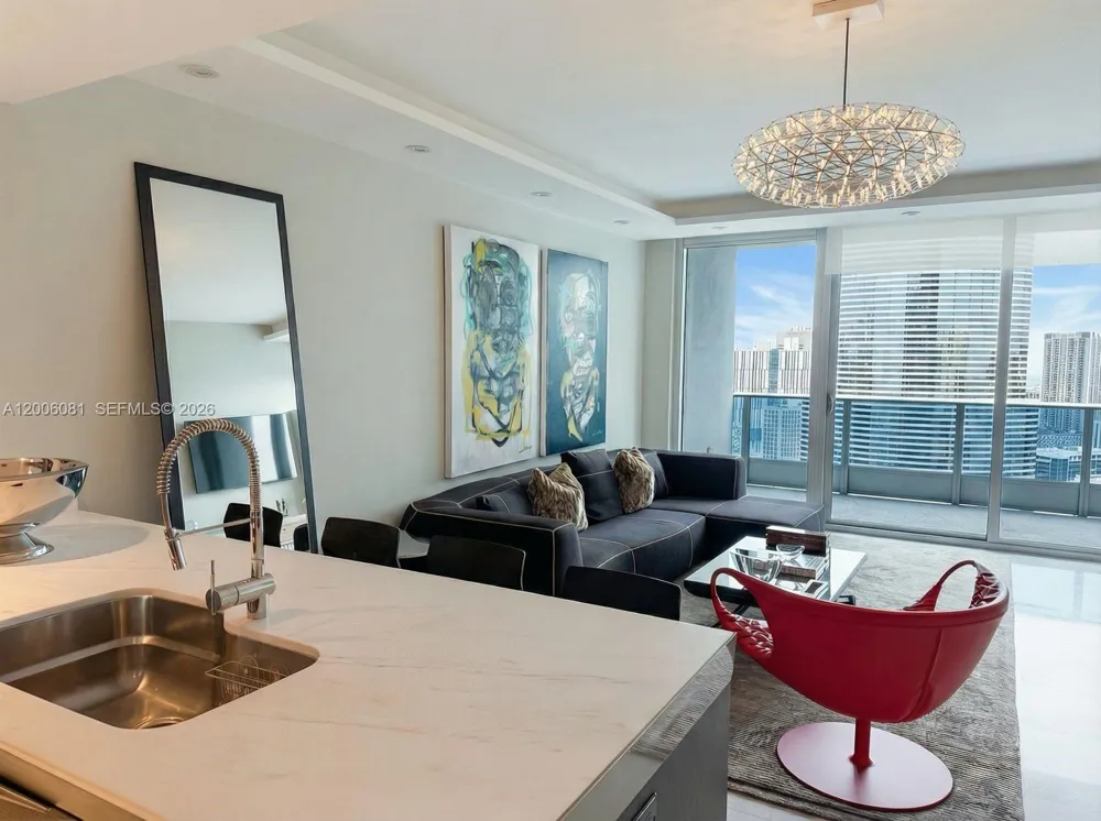 200 BISCAYNE BLVD WAY #4310 Miami, FL 33131