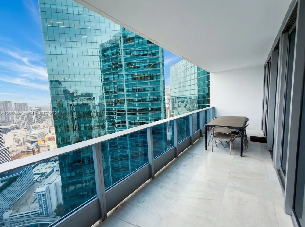 200 BISCAYNE BLVD WAY #4310 Miami, FL 33131