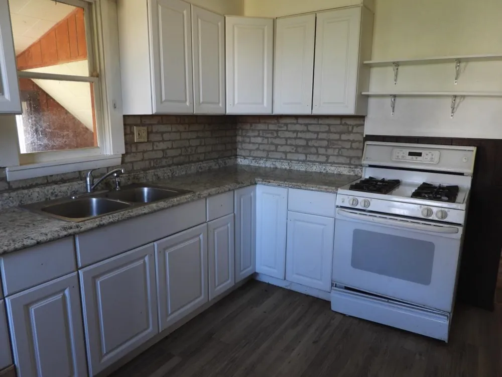 171 8th Street Manistee City, MI 49660