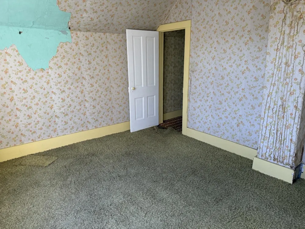 171 8th Street Manistee City, MI 49660