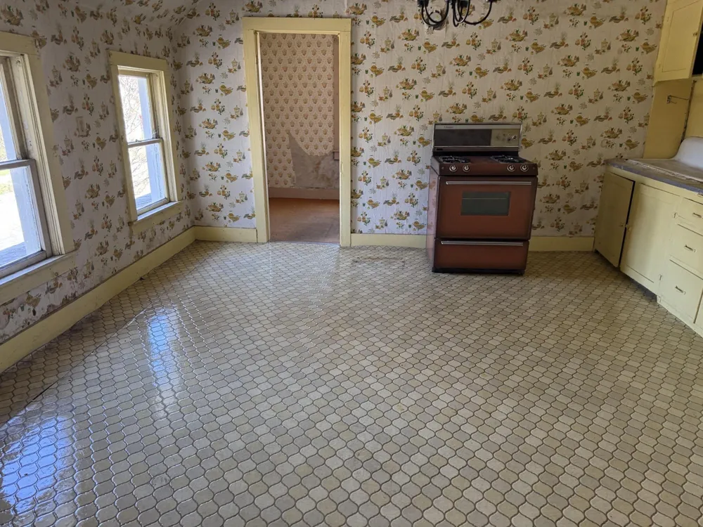 171 8th Street Manistee City, MI 49660