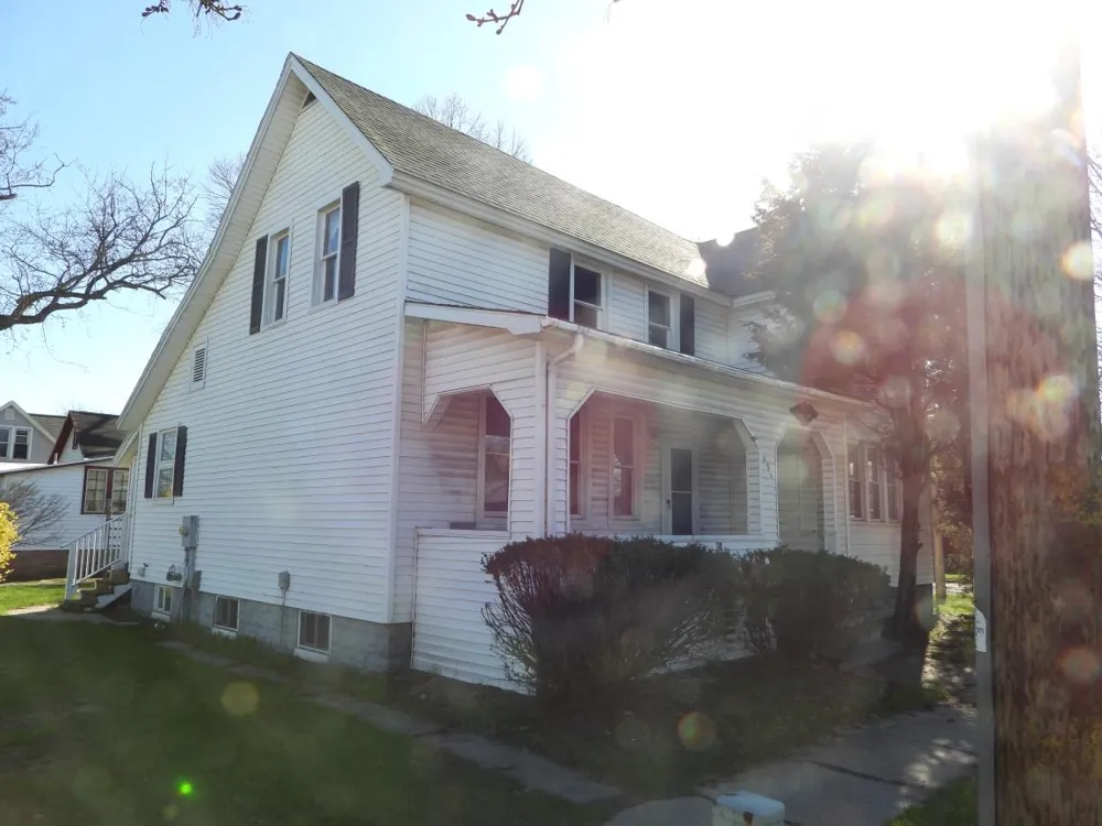 171 8th Street Manistee City, MI 49660