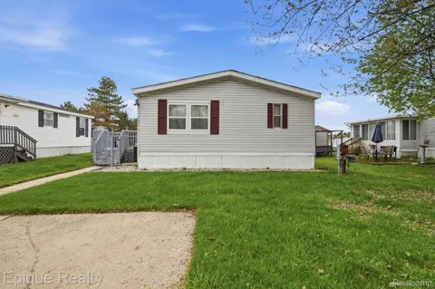 135 Hunters Rill Drive