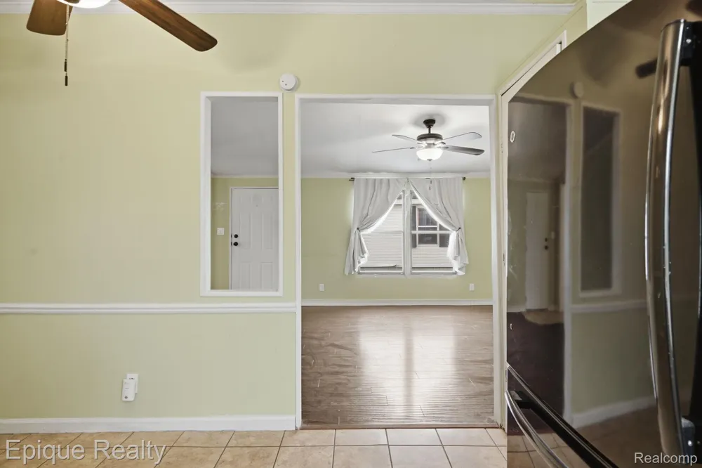 135 Hunters Rill Drive Lapeer City, MI 48446