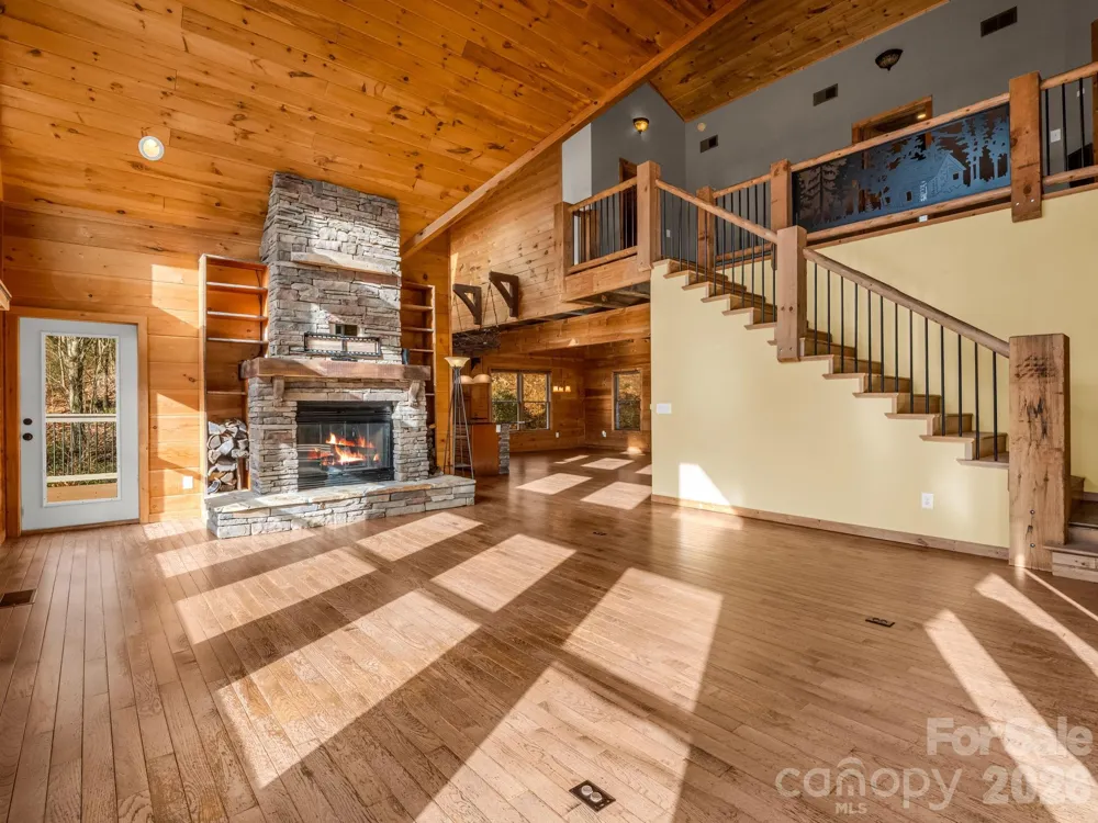 110 Chetan Way Lake Lure, NC 28746
