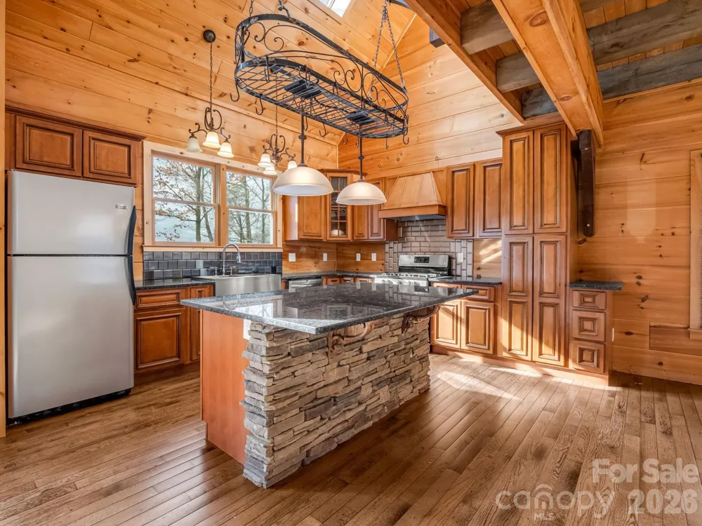 110 Chetan Way Lake Lure, NC 28746