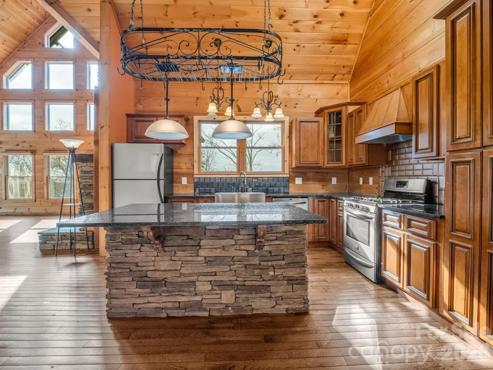 110 Chetan Way Lake Lure, NC 28746