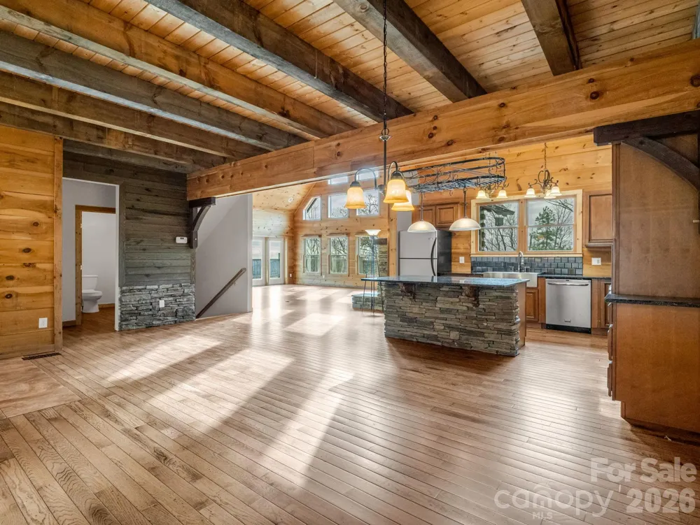 110 Chetan Way Lake Lure, NC 28746