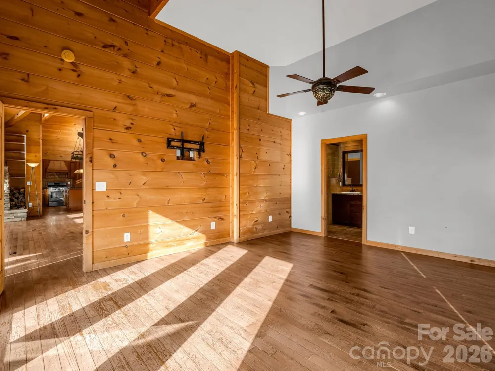 110 Chetan Way Lake Lure, NC 28746
