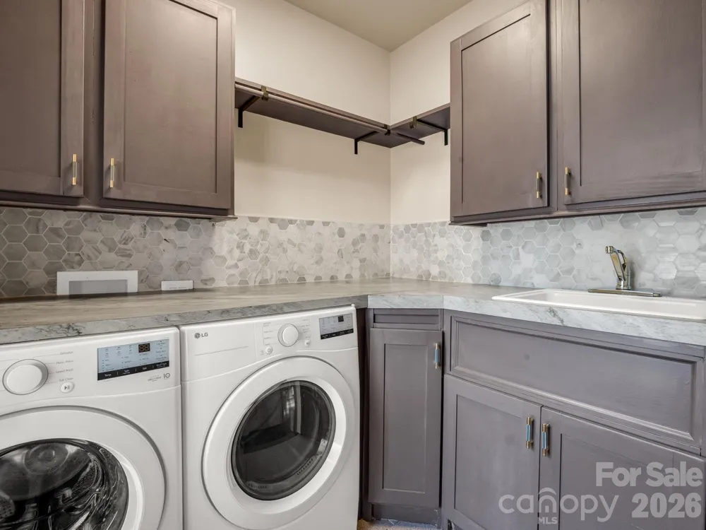 110 Chetan Way Lake Lure, NC 28746