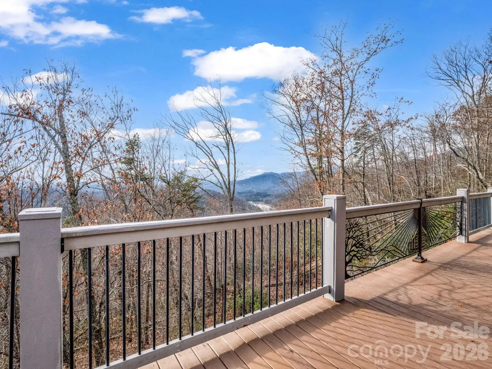 110 Chetan Way Lake Lure, NC 28746