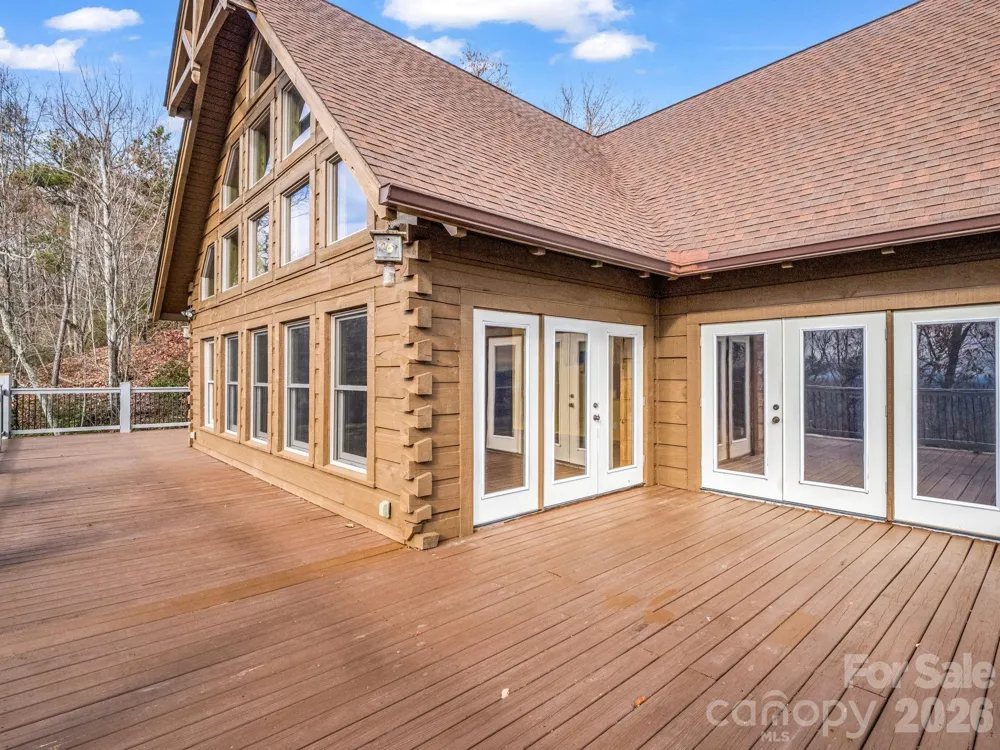 110 Chetan Way Lake Lure, NC 28746