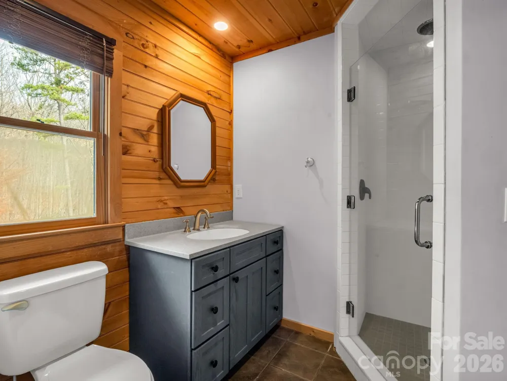 110 Chetan Way Lake Lure, NC 28746