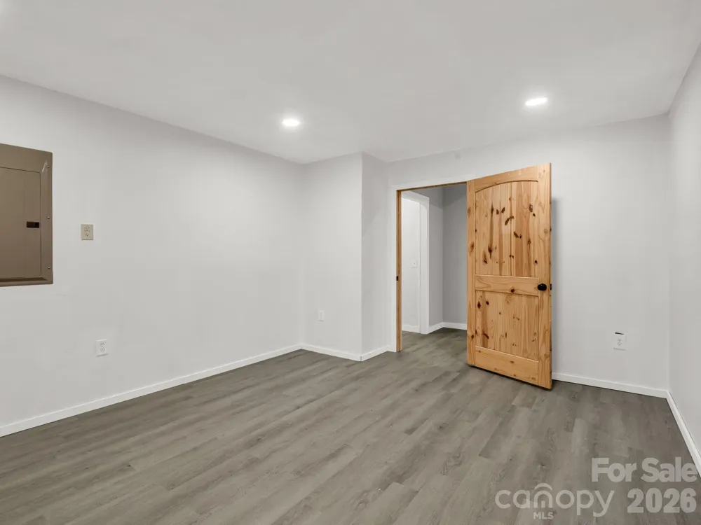 110 Chetan Way Lake Lure, NC 28746