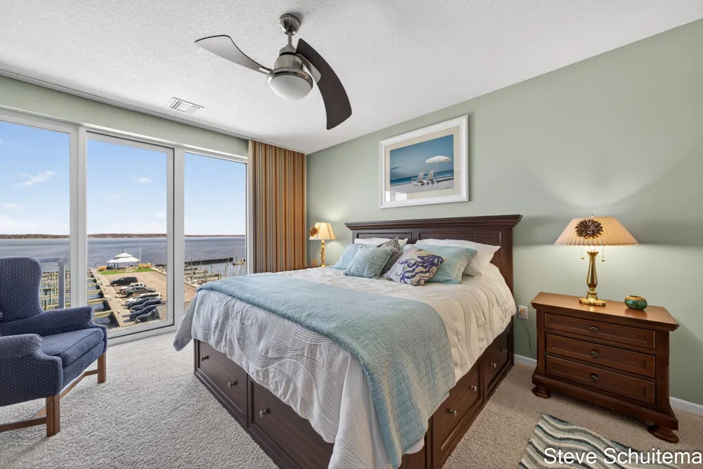 2964 Lakeshore Drive #W 304 Muskegon City, MI 49441