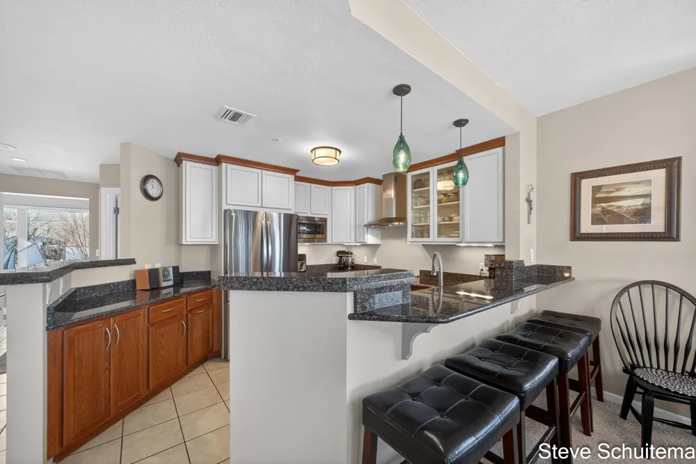 2964 Lakeshore Drive #W 304 Muskegon City, MI 49441