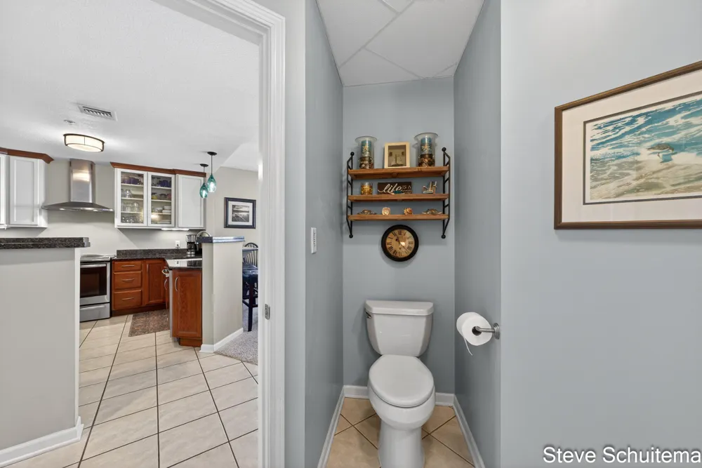 2964 Lakeshore Drive #W 304 Muskegon City, MI 49441