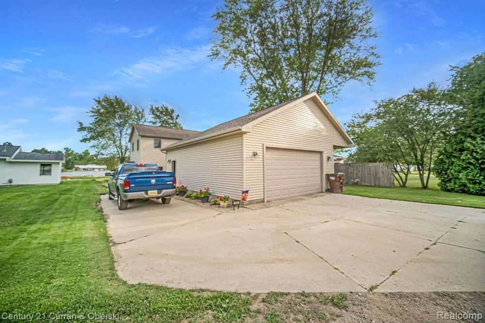 504 Olcott Lake Drive Napoleon Township, MI 49201