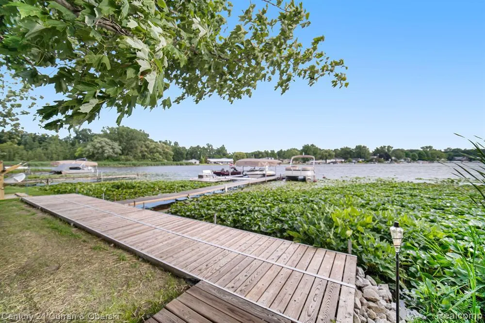 504 Olcott Lake Drive Napoleon Township, MI 49201