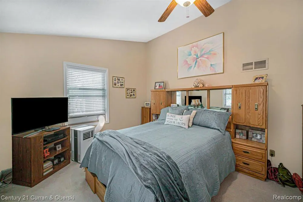 504 Olcott Lake Drive Napoleon Township, MI 49201