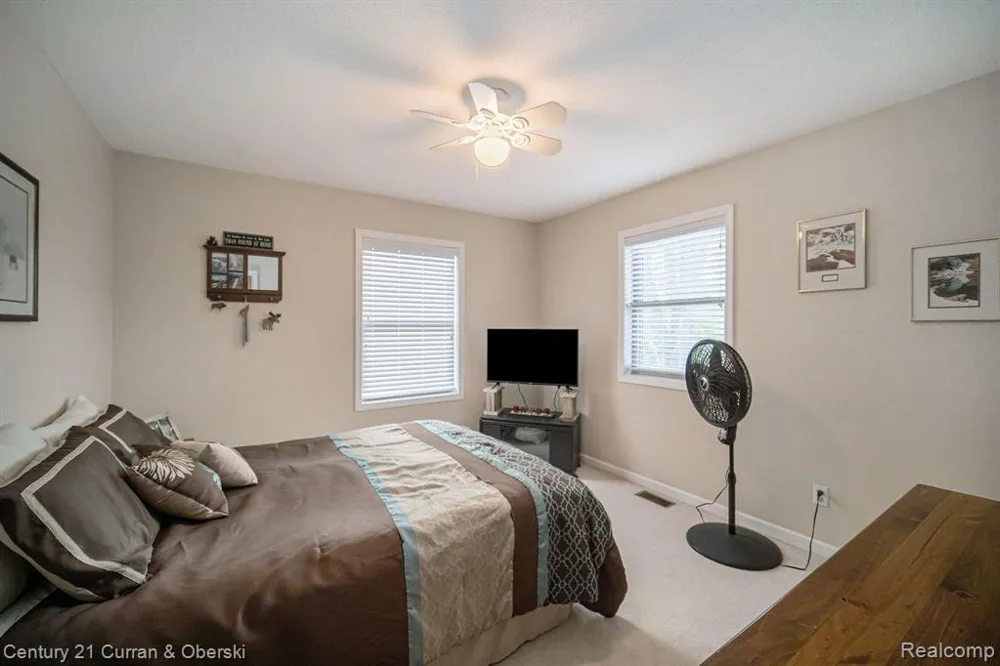 504 Olcott Lake Drive Napoleon Township, MI 49201