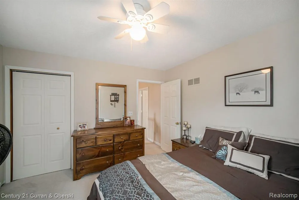 504 Olcott Lake Drive Napoleon Township, MI 49201