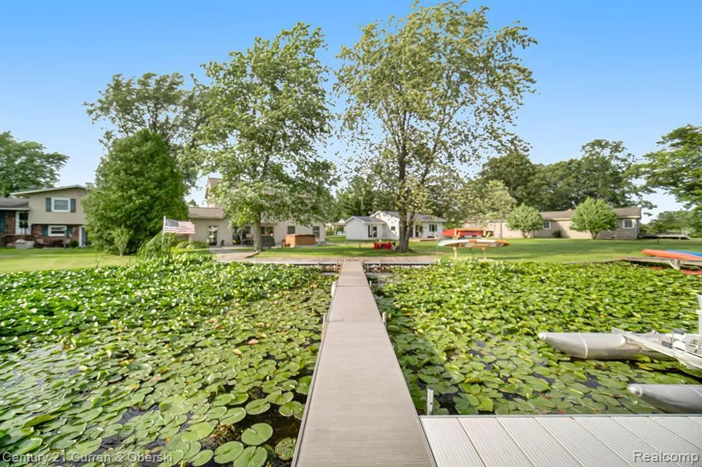 504 Olcott Lake Drive Napoleon Township, MI 49201