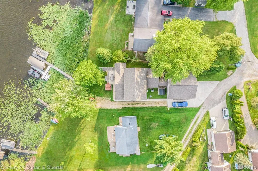 504 Olcott Lake Drive Napoleon Township, MI 49201