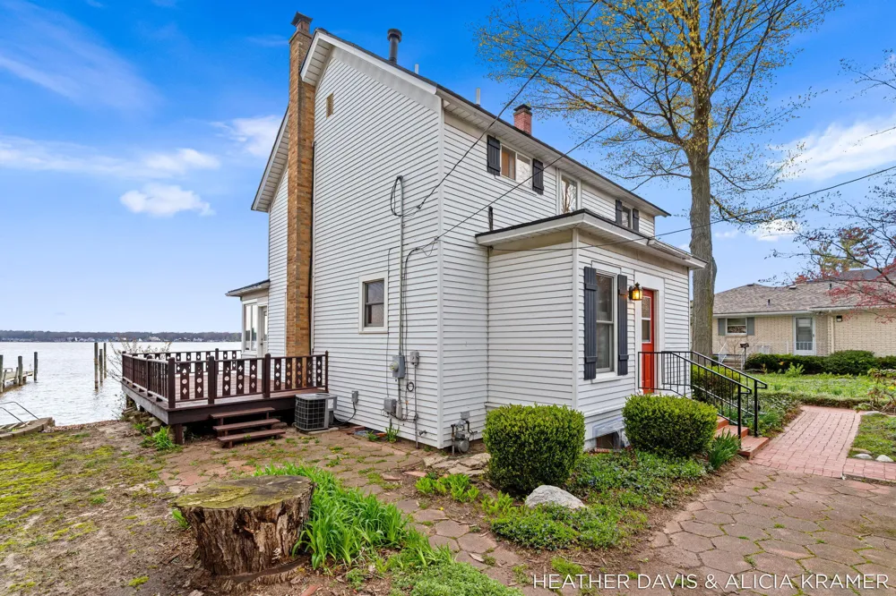 1755 South Shore Drive Park Township, MI 49423