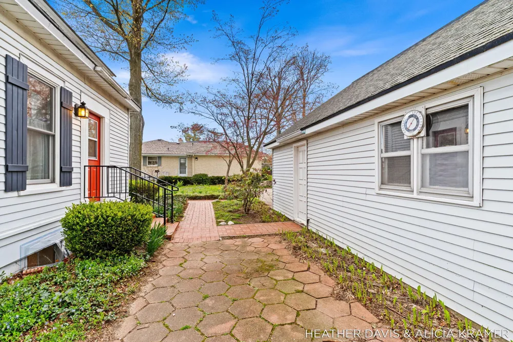 1755 South Shore Drive Park Township, MI 49423