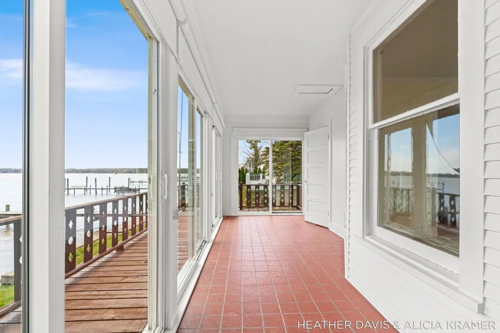 1755 South Shore Drive Park Township, MI 49423