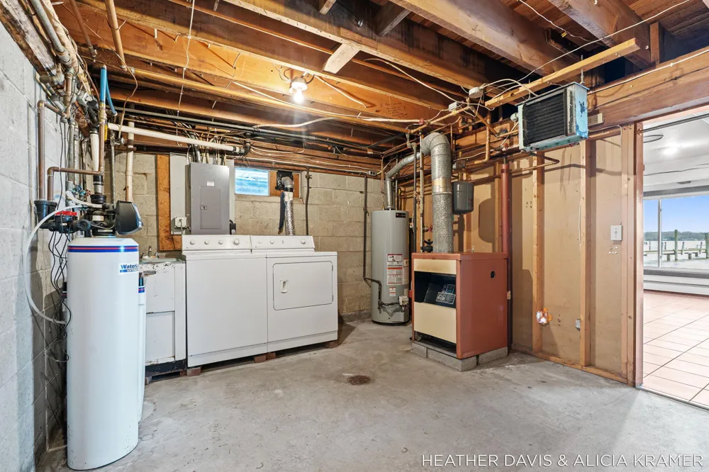 1755 South Shore Drive Park Township, MI 49423