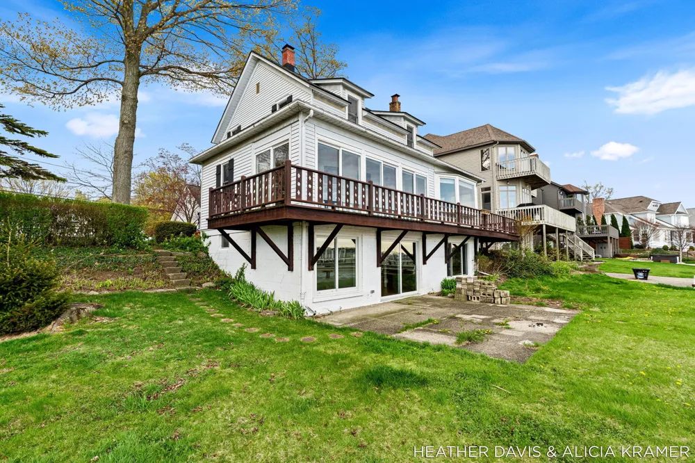 1755 South Shore Drive Park Township, MI 49423