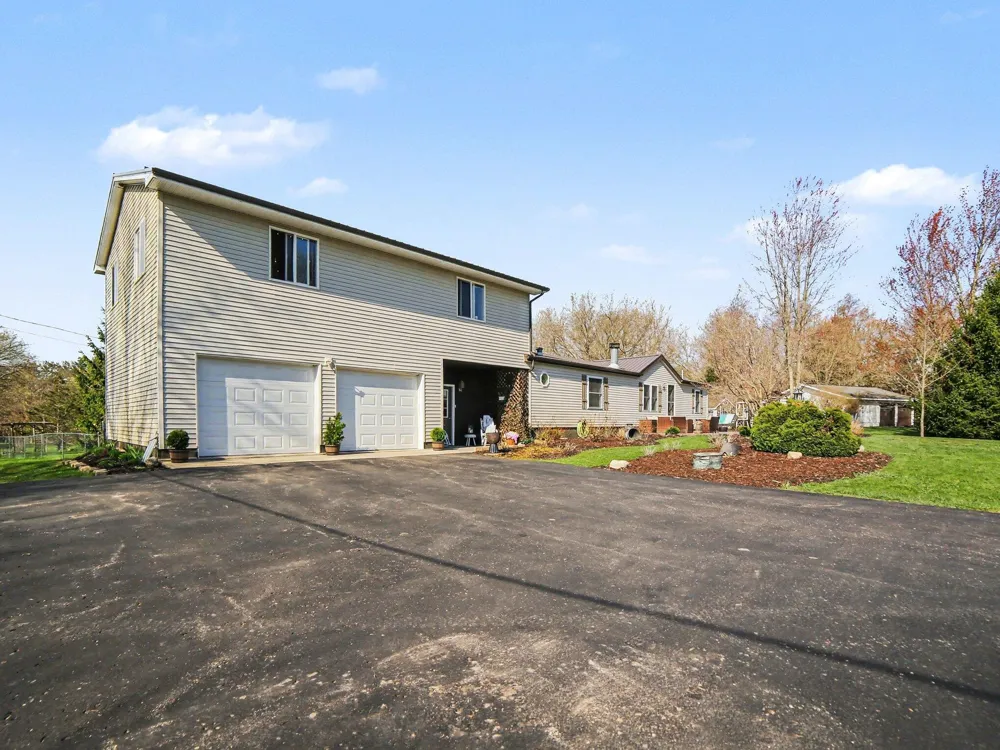 1799 E U.S. 10 Custer Township, MI 49405