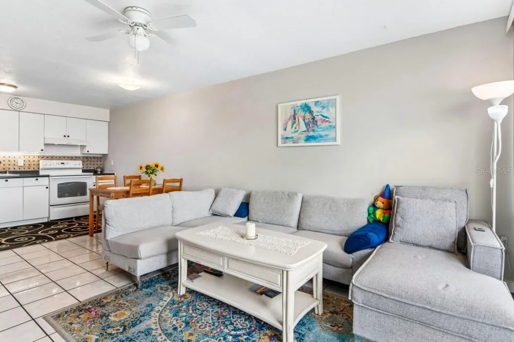 4363 TAHITIAN GARDENS CIRCLE #B Holiday, FL 34691