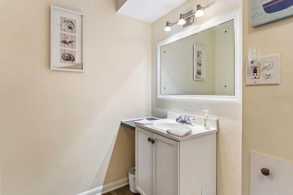 4363 TAHITIAN GARDENS CIRCLE #B Holiday, FL 34691